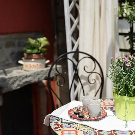 Gipsy Maisonette Lucca